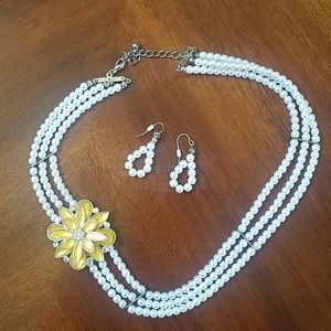 Pearl necklace